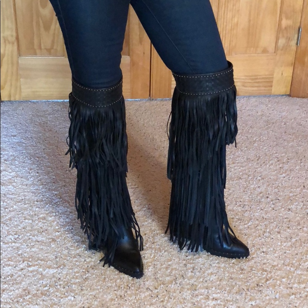 Ivy Kirzhner fringe boots